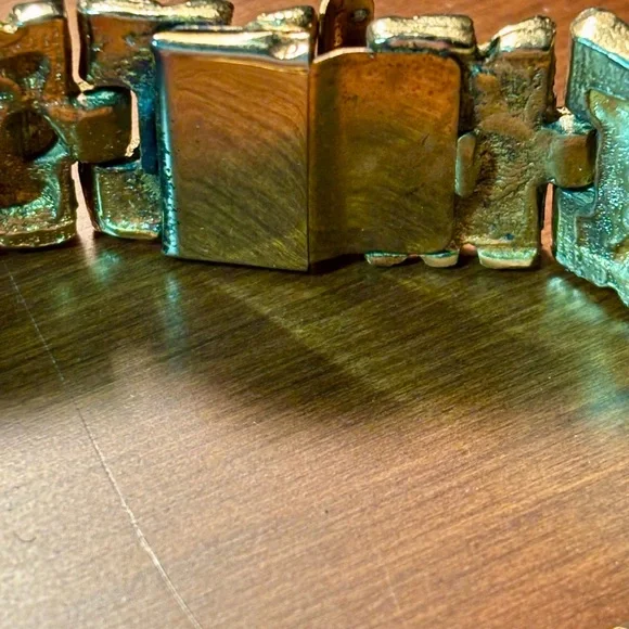 Gold Bracelet with Organic Stones and Textured Segments - Picture 6 of 11